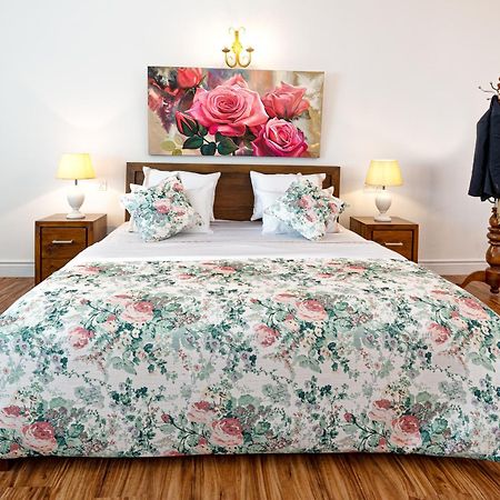Winchester Little England Нувара Елия Екстериор снимка